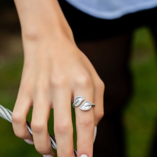 1.55 crt Pırlanta Yaprak Desenli Tasarım Yüzük