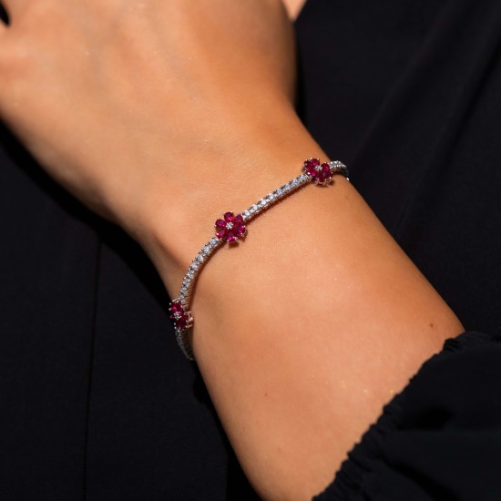 1,74 crt Pırlantalı Yakutlu Bileklik