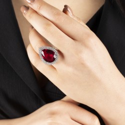 0,97 crt Pırlantalı Garnet (Lâl) Yüzük